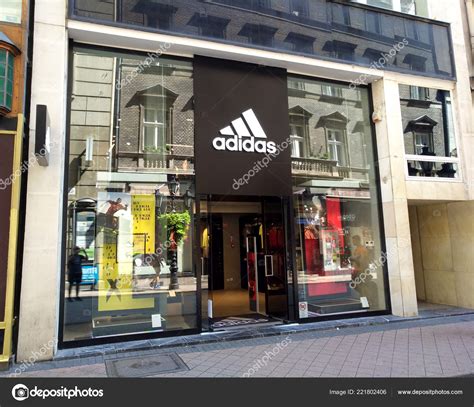 adidas online shop hungary.